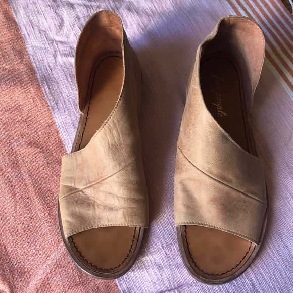 Free People ‘Mont Blanc' Asymmetrical Sandal - Picture 4 of 4